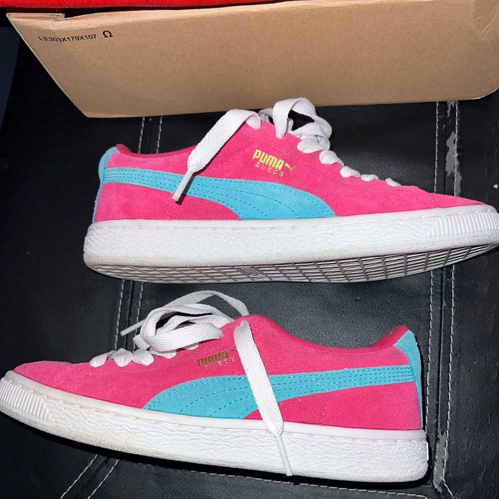 Puma sneakers